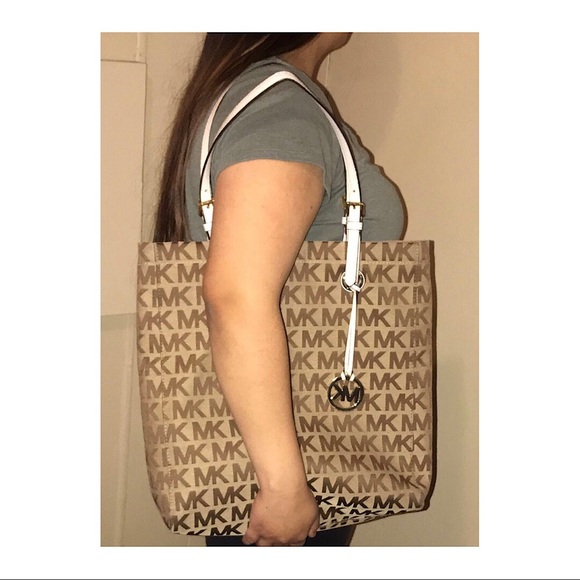 Michael Kors shoulder bag - Picture 2 of 4